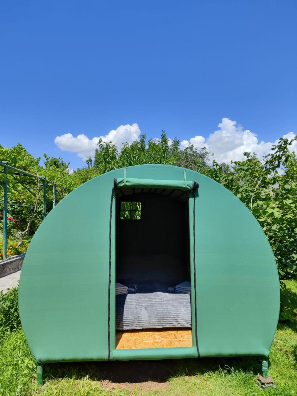 Nataly Campsite Yeghegnadzor Exteriör bild